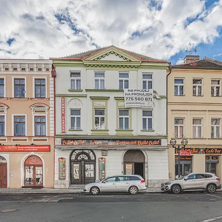 Rezidence Velké Náměstí, Prostorné Apartmány, Wifi Zdarma *
