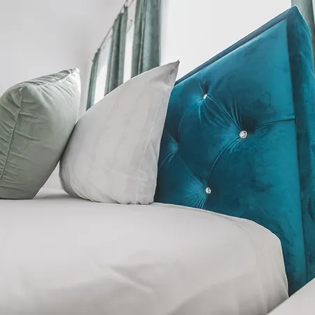 Rezidence Velké Náměstí, Prostorné Apartmány, Wifi Zdarma * Hradec Králové