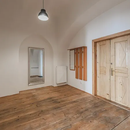Appartement Rezidence Velké Náměstí, Prostorné Apartmány, Wifi Zdarma *