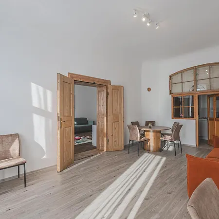 Appartement Rezidence Velké Náměstí, Prostorné Apartmány, Wifi Zdarma *
