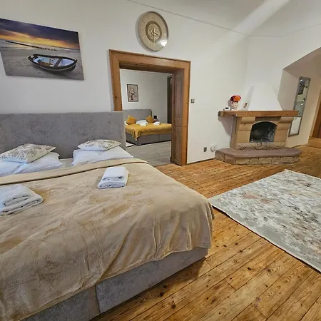 Rezidence Velké Náměstí, Prostorné Apartmány, Wifi Zdarma Appartement Hradec Králové