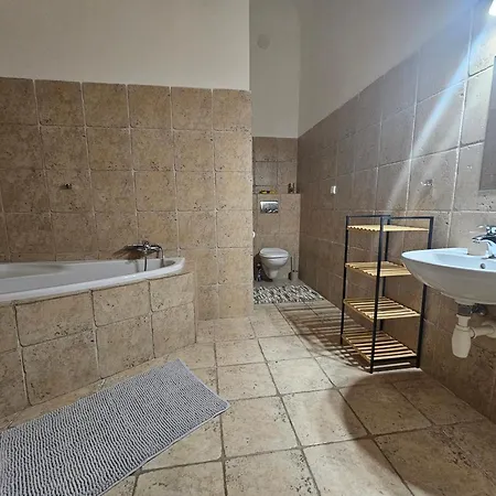 Rezidence Velké Náměstí, Prostorné Apartmány, Wifi Zdarma *