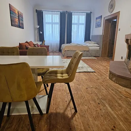 Rezidence Velké Náměstí, Prostorné Apartmány, Wifi Zdarma Appartement Hradec Králové