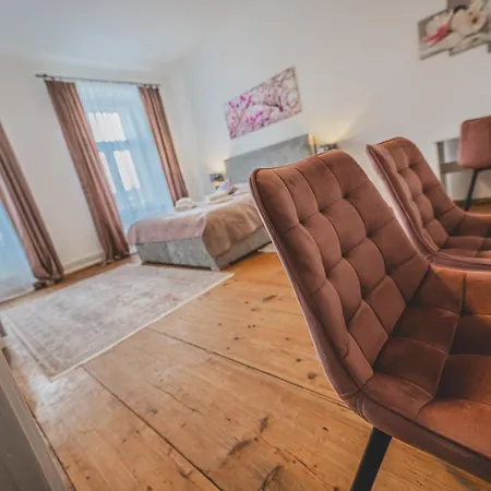 Appartement Rezidence Velké Náměstí, Prostorné Apartmány, Wifi Zdarma *